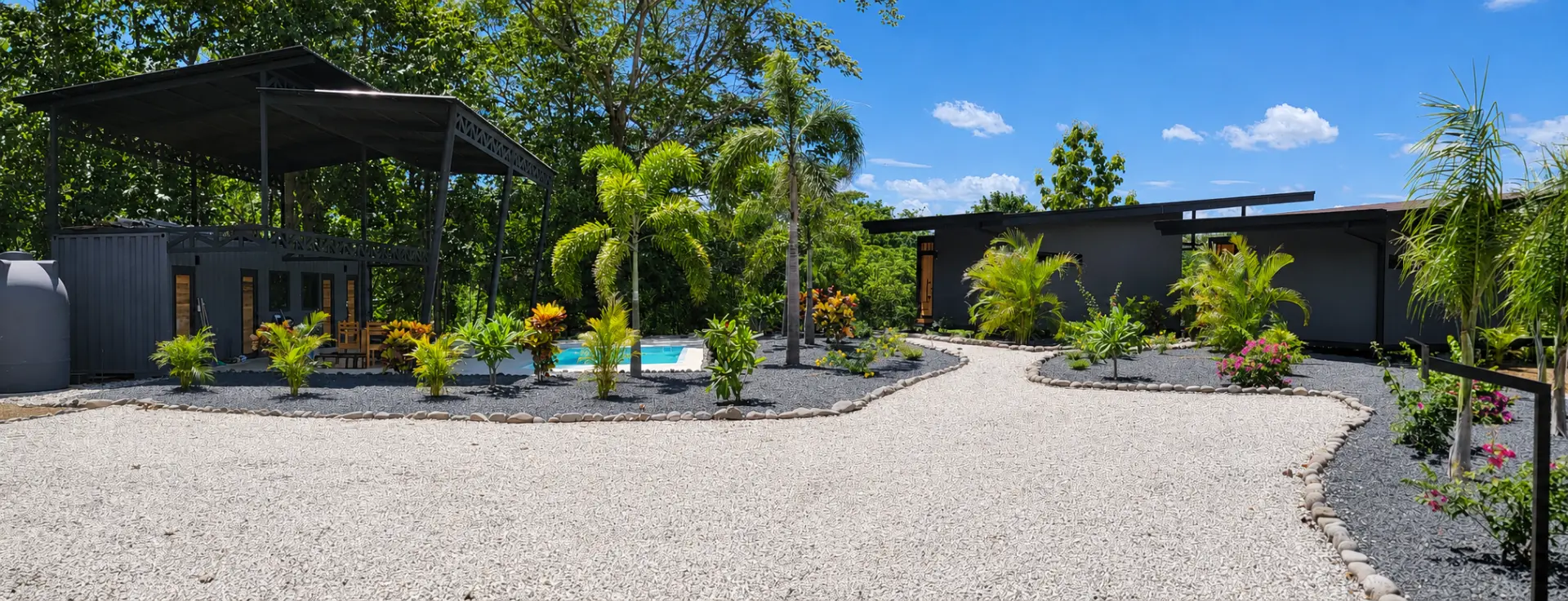 Bungalow with private pool and tropical landscaping